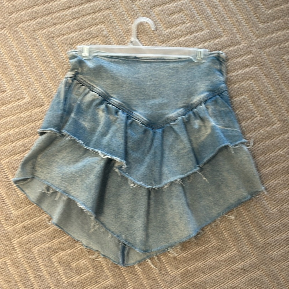 Mother brand denim skirt size 26